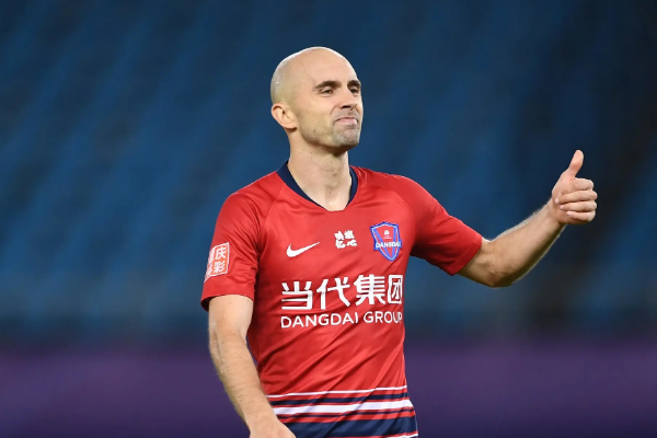 <a href=http://8809.jianzhanzj.com/tag/zhongchao.html target=_blank class=infotextkey>中超</a>外援阿德里安曾經親身經歷過手球爭議事件